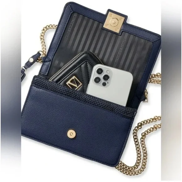 Victoria’s Secret Crossover Chain Shoulder Bag Purse Limited Edition Navy Blue - Picture 3 of 9